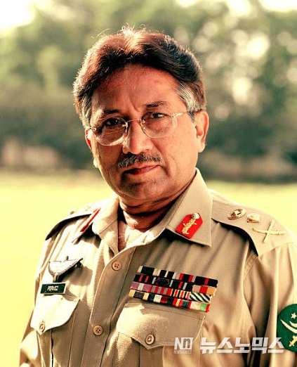 <strong>General Pervez Musharraf, Pakistan’s former President and the 7th Chief of Army Staff: became the ally of US "war on terror" after 9/11 despite domestic opposition.</strong>