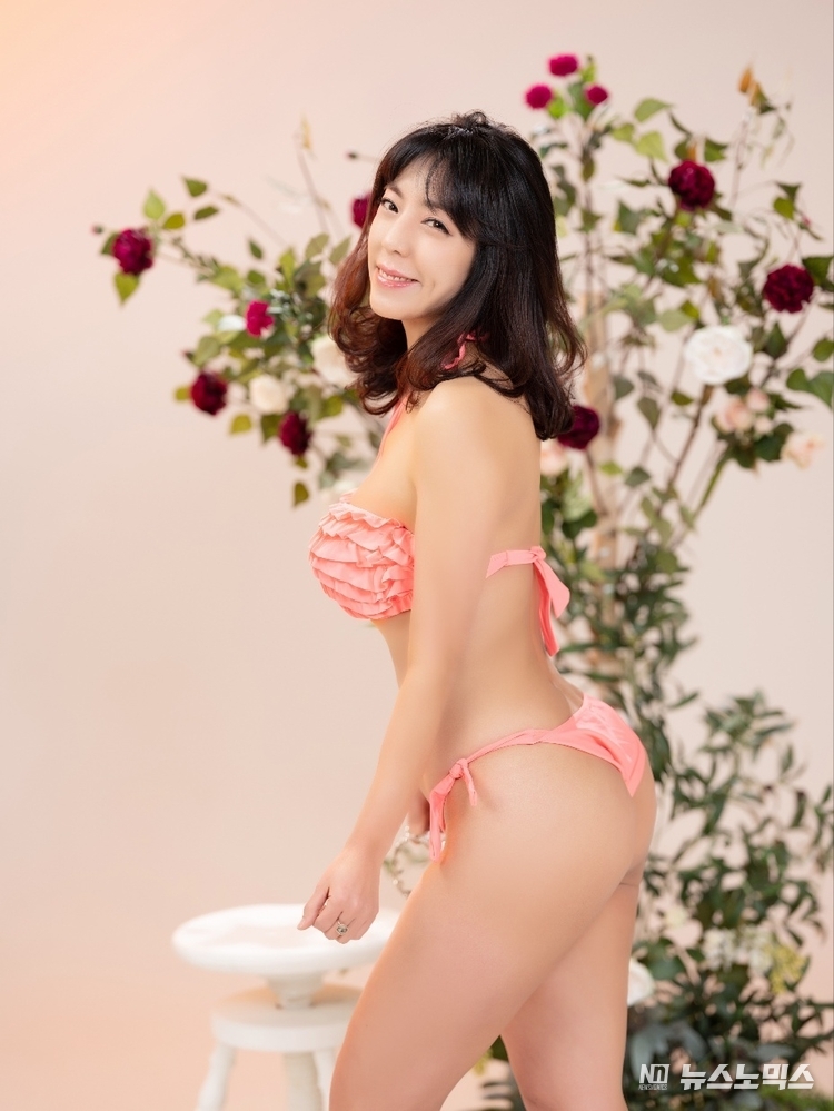 방송인 겸 예비 배우 이소윤