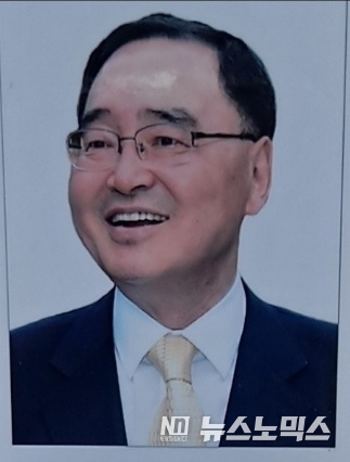 국가원로회의 신임 상임의장 정홍원 전 국무총리