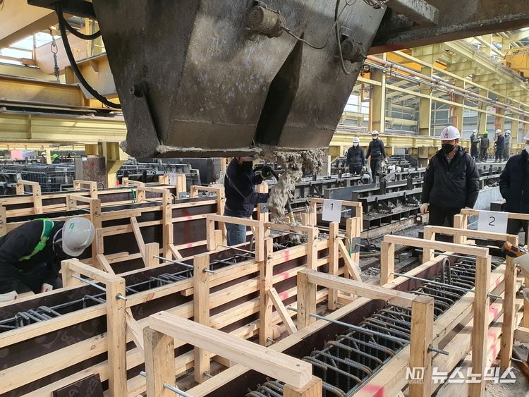 저탄소 콘크리트 실험체 제작(타설) 과정