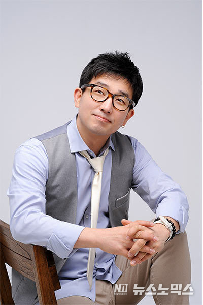 싱어송라이터 가수 하동시