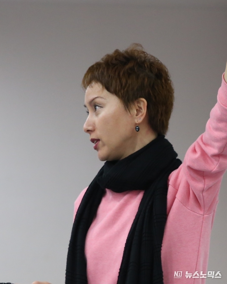 퍼포먼스 153리더 황미숙 감독