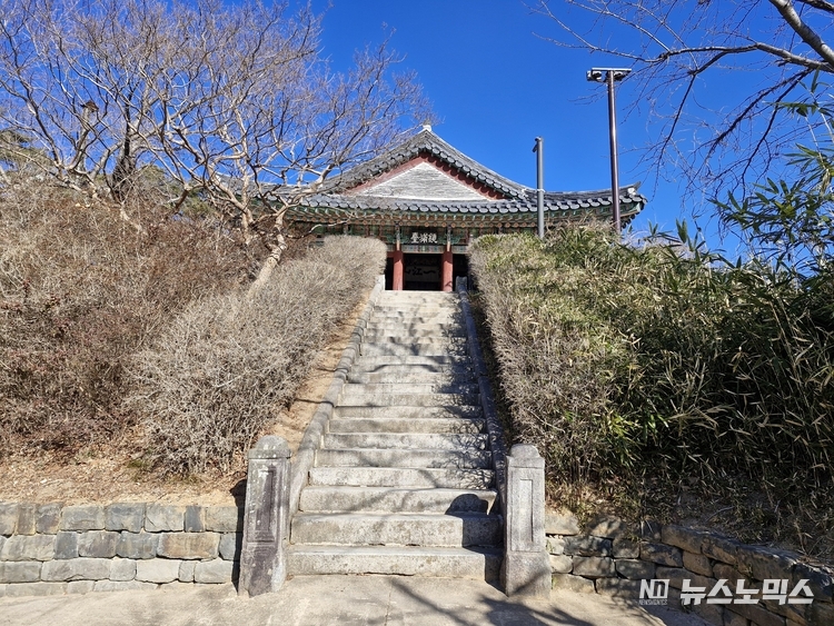 강릉 경포대 모습