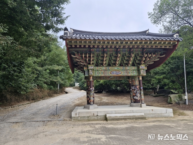 영주 흑석사 입구