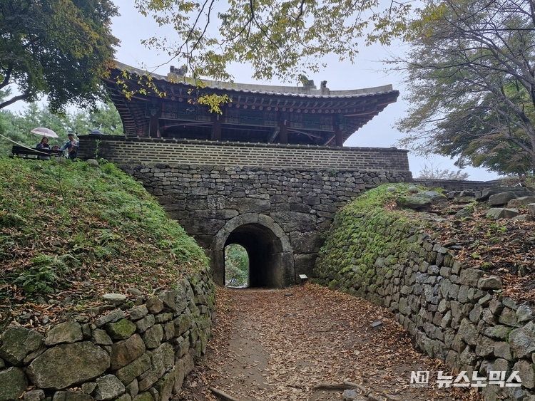 남한산성 서문(우익문)